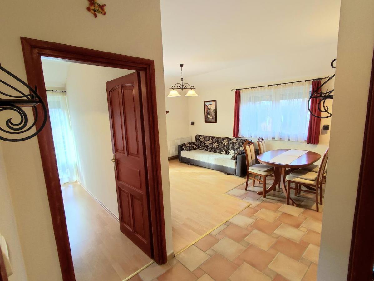 Arnyas Apartmanhaz Balatonlelle Exterior photo